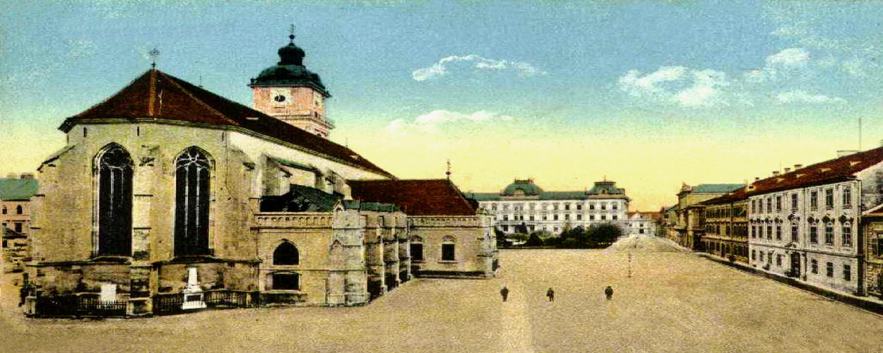 Slomškov trg v Mariboru